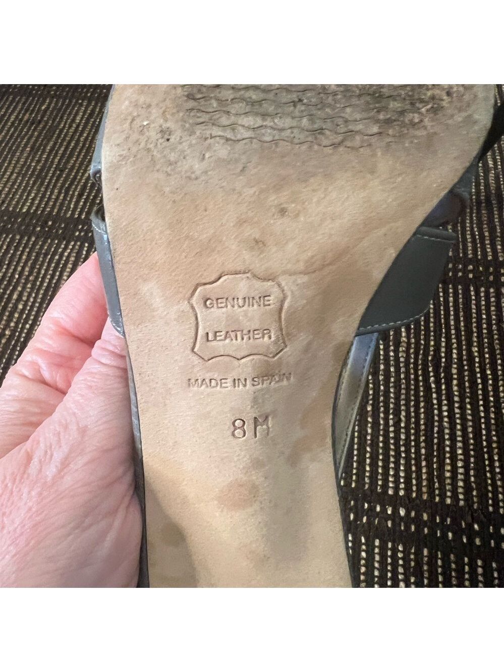 Classic Talbots Genuine Leather Heels - Picture 6 of 8